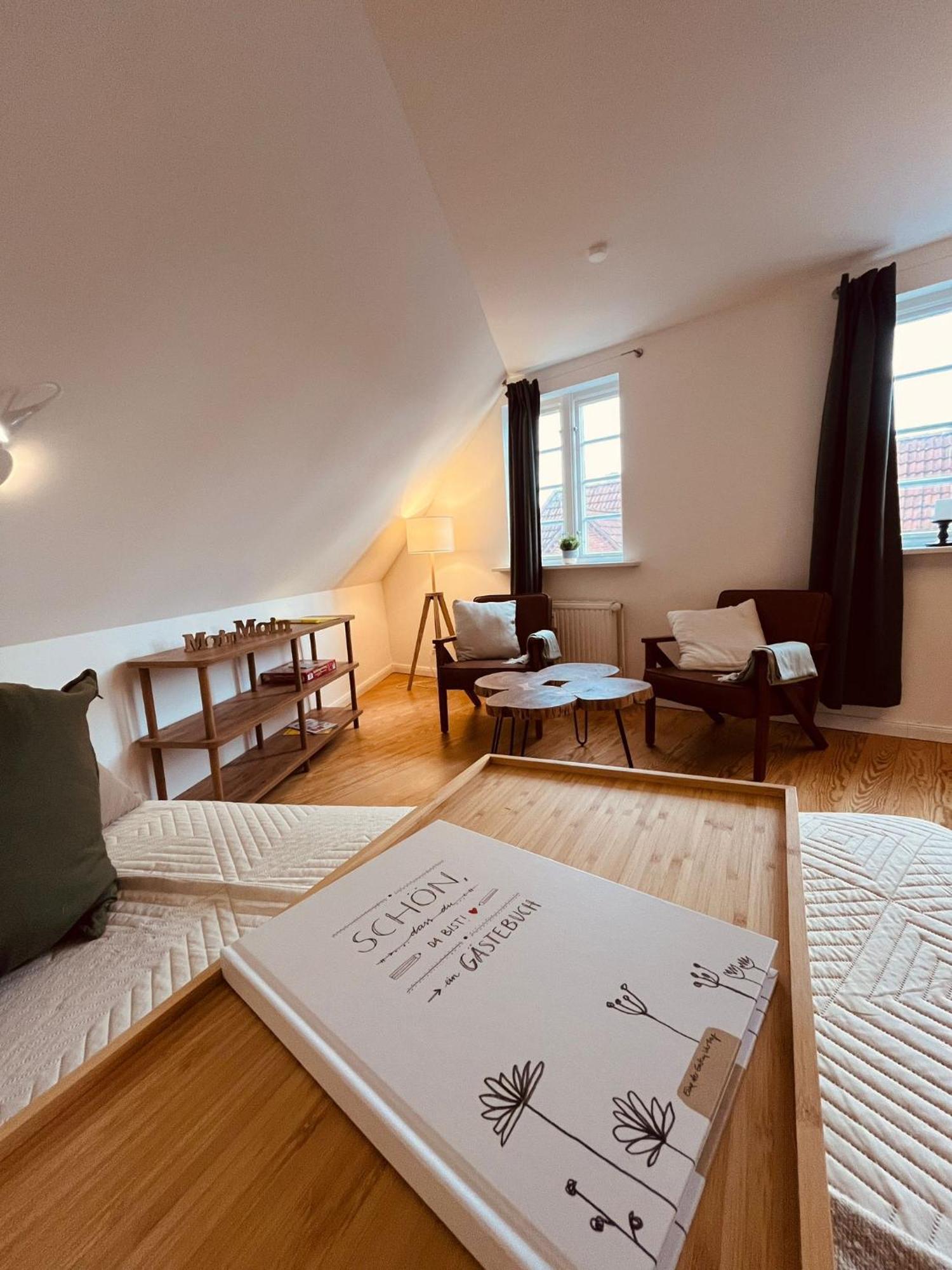 Lykkefund - Ferienwohnungen In Hafennaehe Glueckstadt Exterior foto
